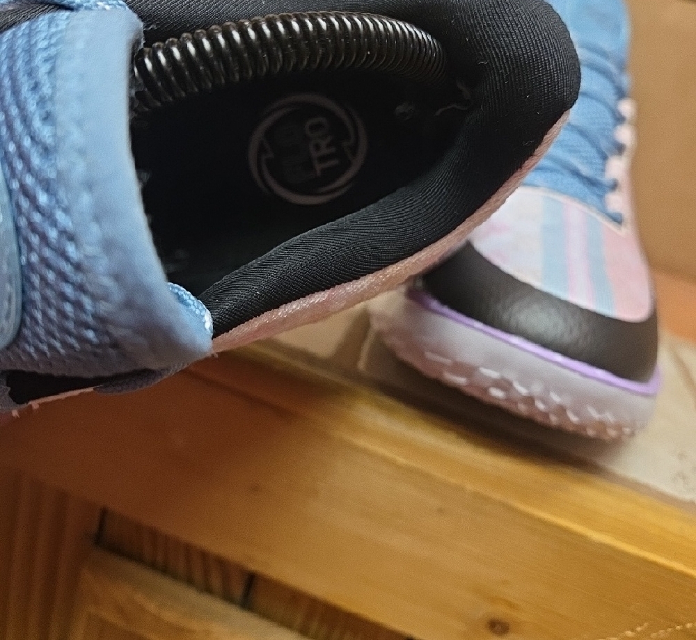 Under Armour Steph Curry men's/womens Pink and Blue Athletic Shoes - Picture 3 of 12